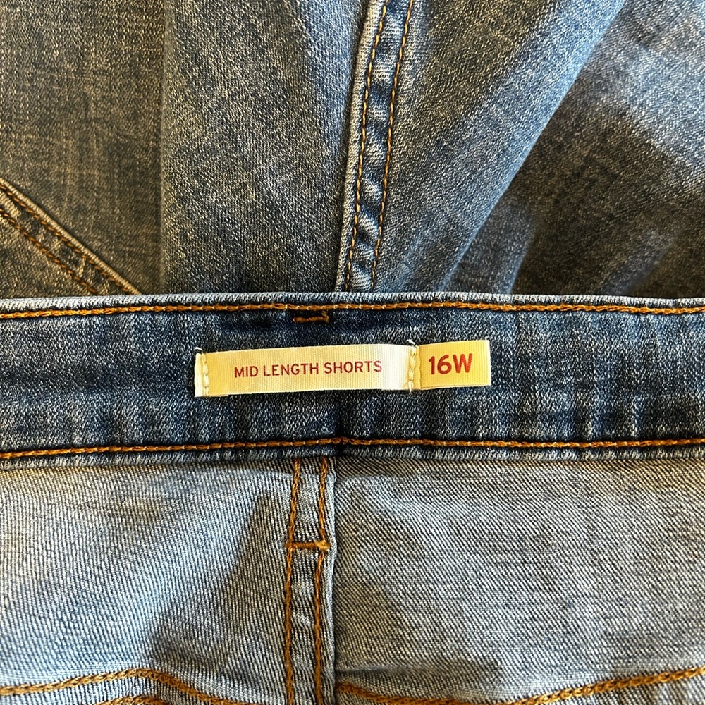 Levi's Blue Distressed Jean Shorts - Picture 3 of 5